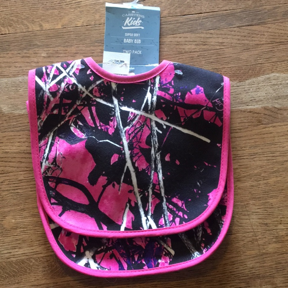 2 pack Carstens pink camo bibs NWT